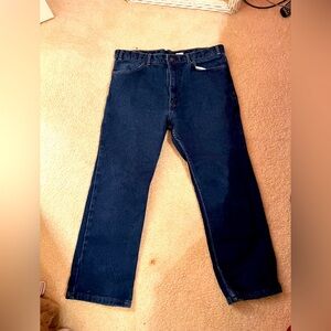 Levi’s jeans w/slight stretch